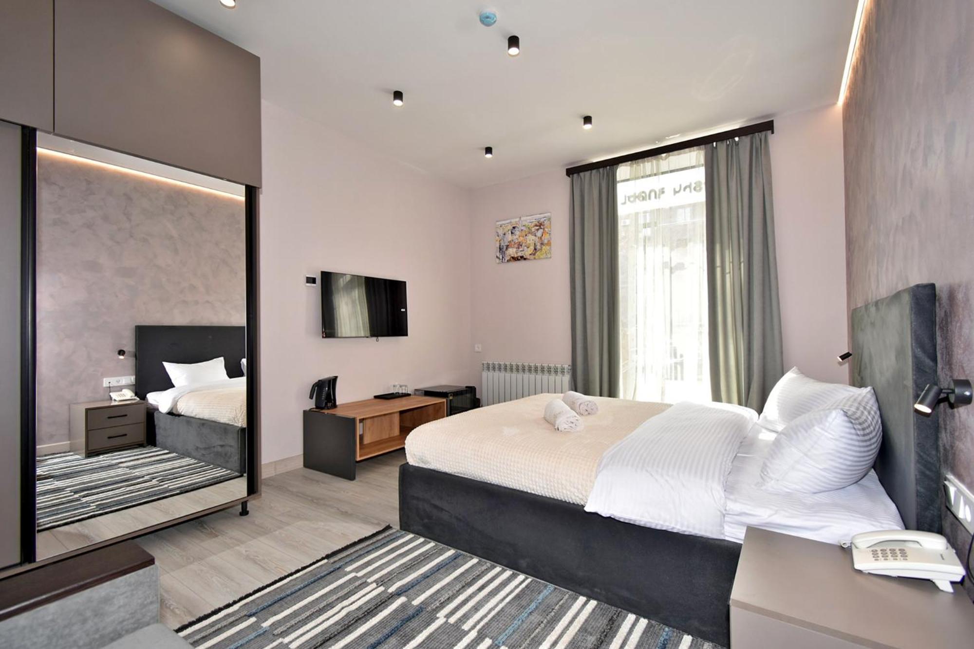 Avenue 23 Boutique Hotel Yerevan Exterior photo